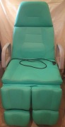 Włoski fotel kosmetyka/med estetyczna/pedicure sterowanie elektryczne
