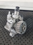 Pompa wtryskowa 04L130755D vw 2.0 tdi bosch 0445010537