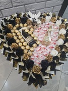 Bukiet z róż mydlanych,  Ferrero Rocher,  Raffaello I Prosecco
