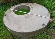 Przykrywa betonowa średnica fi1470 z otworem fi630