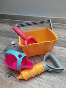 wiaderko z akcesoriami do piasku dla dzieci plaża