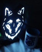 Lampka Wilk RGB sterowane z pilota wifi tuya 