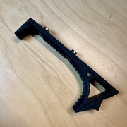 STRIKE INDUSTRIES SI LINK CURVED FOREGRIP BLACK