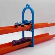 Most dwupiętrowy do torów Hot Wheels