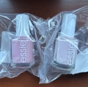 Essie dwa lakiery muchi muchi i peak show 
