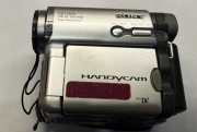 Kamera Sony Handycam DCR-HC14E Zestaw. Stan nieznany. uruchamia się.