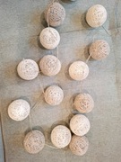 Cotton balls szaro białe girlanda świetlna ręcznie wykonane śr. 7 cm