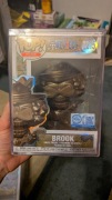 Funko POP! Plus One Piece 2215 Brook Limited Edition + protector