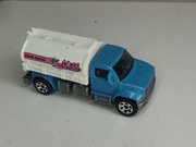 Matchbox ciężarówka fresh milk