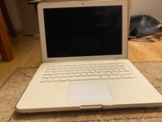 MacBook APPLE