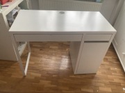 Biurko MICKE IKEA.