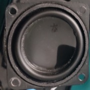 2 małe głośniki 5W soundbar