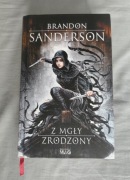 Z Mgły Zrodzony Brandon Sanderson w doskonałym stanie tom 1