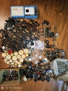 Gałki, potencjometry, pozostałości po starych radiach. Pionier,  Stolica.