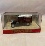 Autko Matchbox Y-19 1929 Morris Cowley Van J. Sainsbury