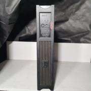 APC SMART UPS 750 - zasilacz awaryjny