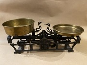 STARA PRZEDWOJENNA WAGA SZALKOWA z GWIAZDA DAWIDA, ŻYDOWSKA SYGNATURA