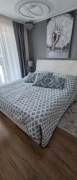 Dwustronna duza narzuta 300/240 i 2 poduszki 50/90. Super King Size. 