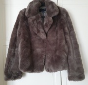 SZTUCZNE FUTERKO VERO MODA NOWE S SZARY/BRĄZ