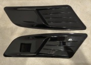 Wloty powietrza na maskę auta przyklejane na taśmę 