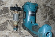 MAKITA HR2611F - silnik młotowiertarki