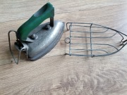 Stare żelazko z podstawką PRL 