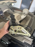 Mercedes SL R230 Siłownik z zamkiem lewym klapy bagażnika  