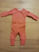 Zestaw niemowlęcy (body i spodenki). 