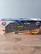 Zestaw 40 samochodzików