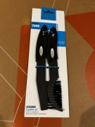 Szczotka i Skrobaczka PRO Do Czyszczenia Kasety