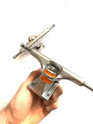 Deskorolkowe Trucki Nervous 20,3 cm lekkie skrętne idealne do deski 8 cali