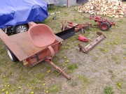 Traktorek dzik mf70
