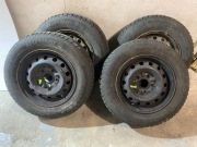 4 Opony 185/70R/14 + felgi stalowe