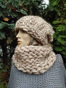 Czapka i komin ręcznie robione z grubej wełny merynosa