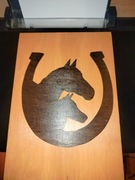 Obrazek wycięty ze sklejki wyrzynarką włosową