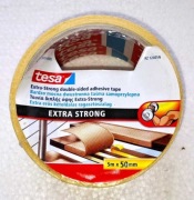Taśma do wykładzin TESA EXTRA STRONG 50mm x 5m