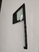 Szyba drzwi lewa przód trójkąt Renault Captur 2013-19 802638366r