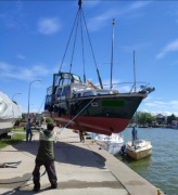 Jacht motorowy Larson 10m l Stalowy l Mercedes Diesel l Doinwestowany