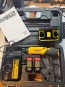 DeWalt DCF680G2 wkrętarka akumulatorowa żyroskopowa + podstawka