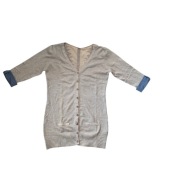 Elegancki szary sweter