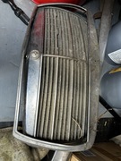 atrapa grill w123 plus obramowanie