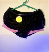 Dwuwarstwowe sportowe szorty Triumph