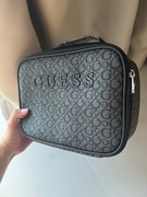 Piękna szara kosmetyczka duża i pojemna Guess z logo 24/20/11 cm