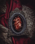 Gotycka wiktoriańska ozdobna rama z anatomicznym sercem