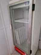 Szafa chłodnicza oszklona