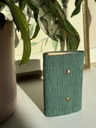 Ręcznie wykonany skórzany notes z wymiennymi wkładami (format 9/14).