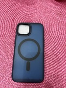 Granatowy case iPhone 15