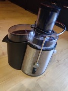 Sokowirówka Montiss