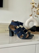 Granatowe sandały na słupku Lasocki skóra r. 37