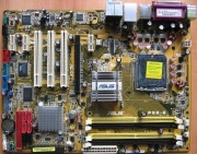 Zestaw Asus P5B-E LGA 775 procesor INTEL Q9400 Quad  Retro Gaming